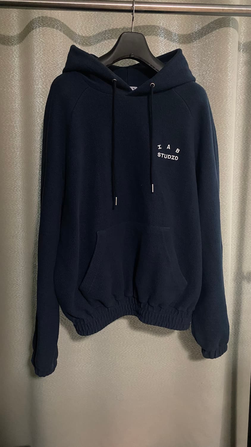 IAB 스튜디오 헤링본 후드티 네이비 (L) 상품이미지1