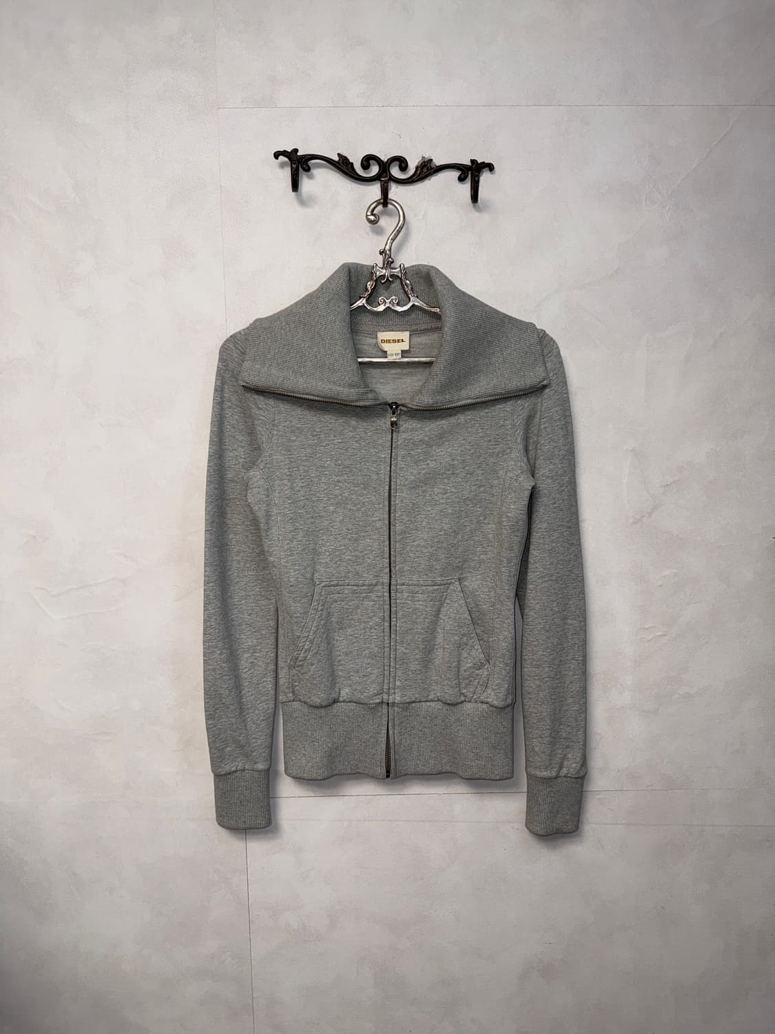 DIESEL gray logo graphic sweat jacket  상품이미지2
