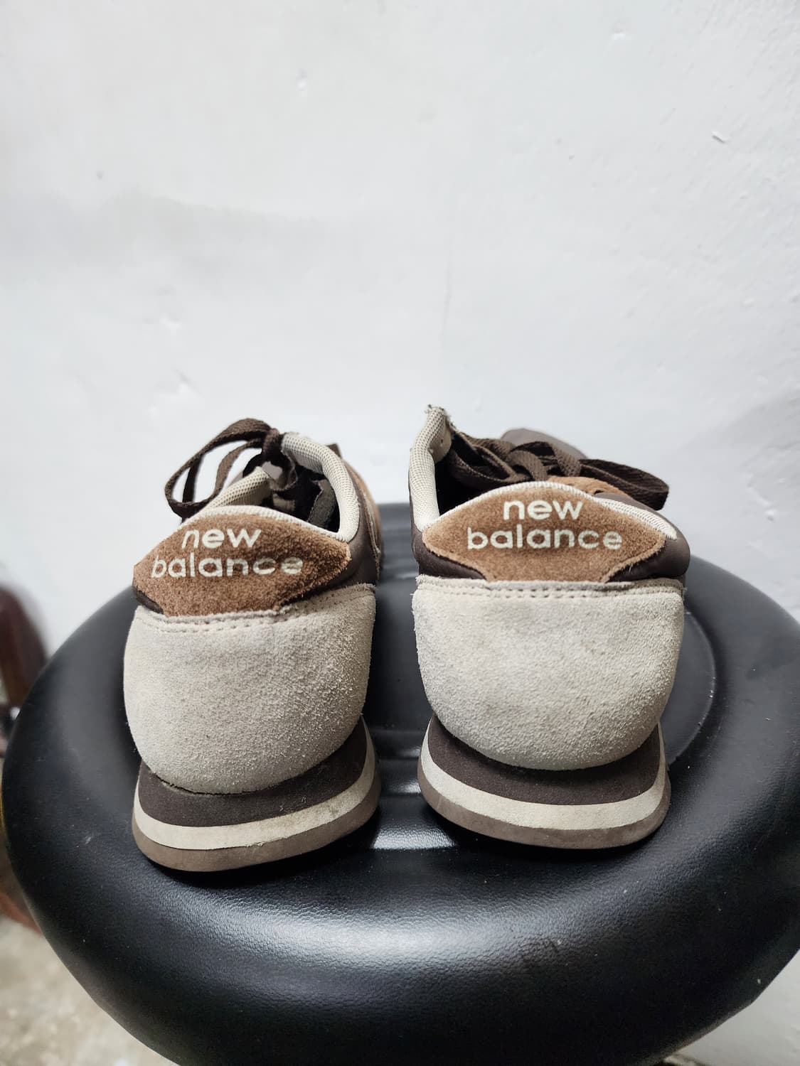 뉴발란스 브라운 스웨이드 운동화 상품이미지4