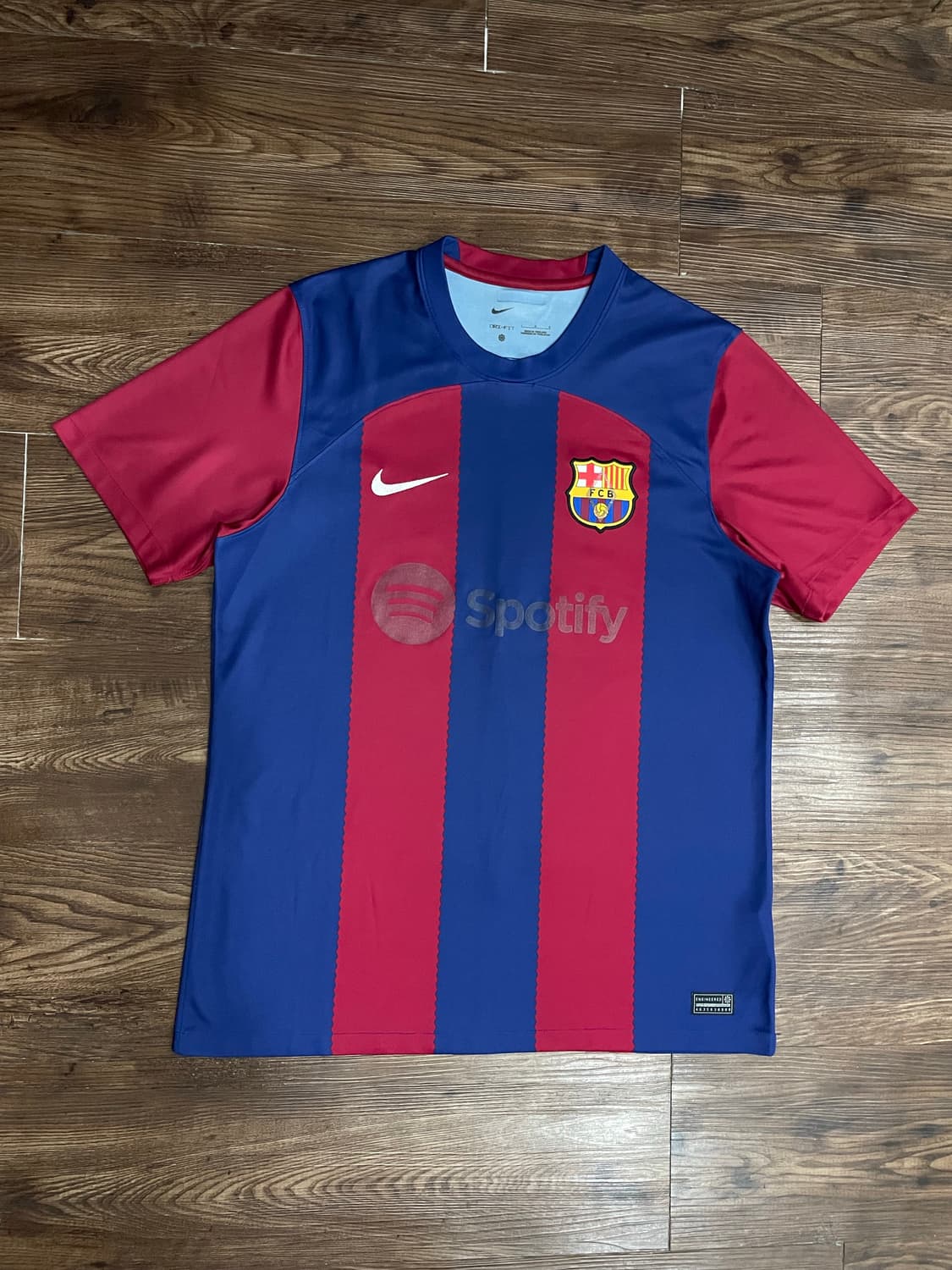 23-24 나이키 FC 바르셀로나 스타디움 홈 유니폼 상품이미지1