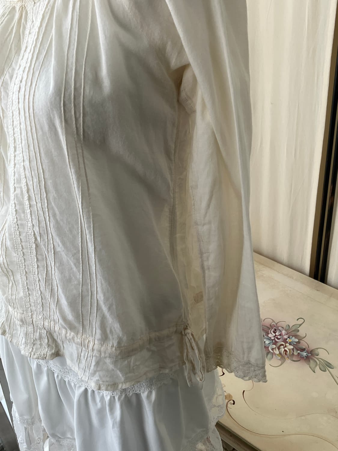 ivory crochet frill long blouse 상품이미지10