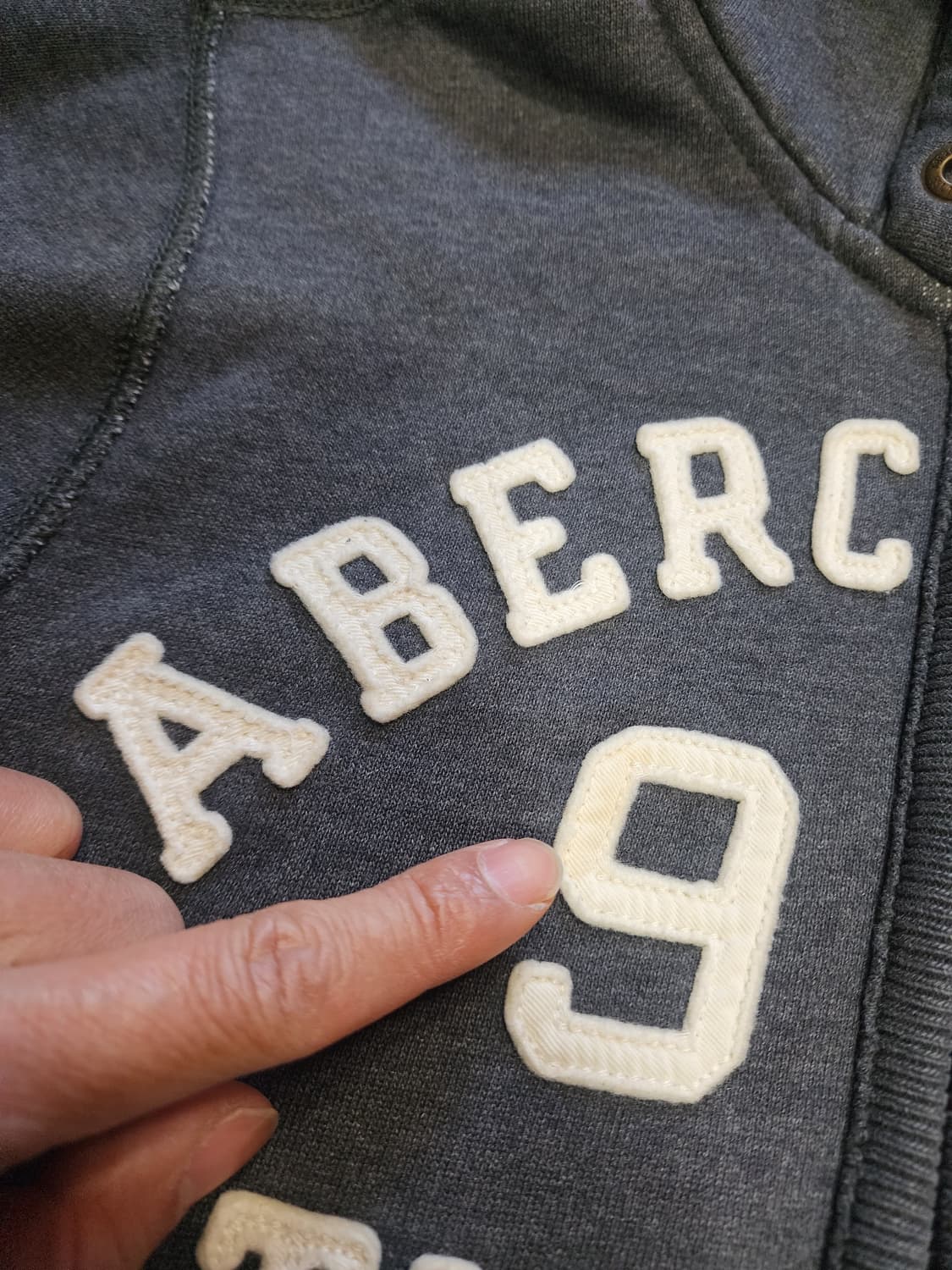 아베크롬비 후드집업 그레이 L사이즈  상품이미지4