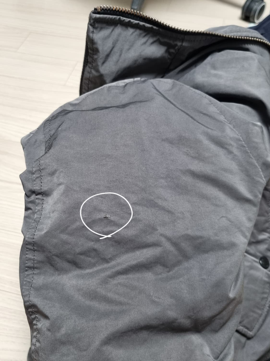 cp컴퍼니 패딩봄버 항공점퍼 상품이미지8