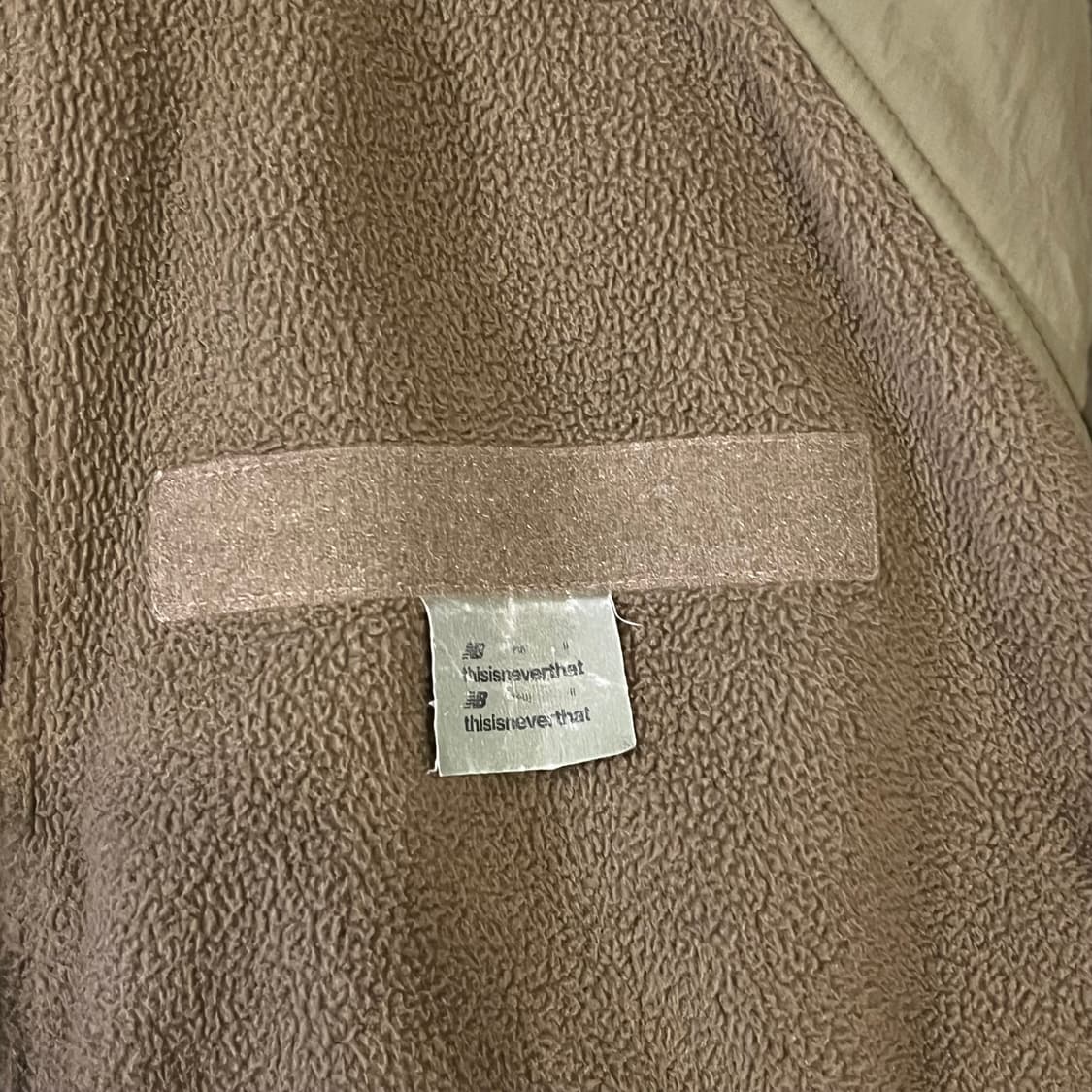 뉴발란스 x 디스이즈네버댓 PFU 플리스 집업 자켓 상품이미지5