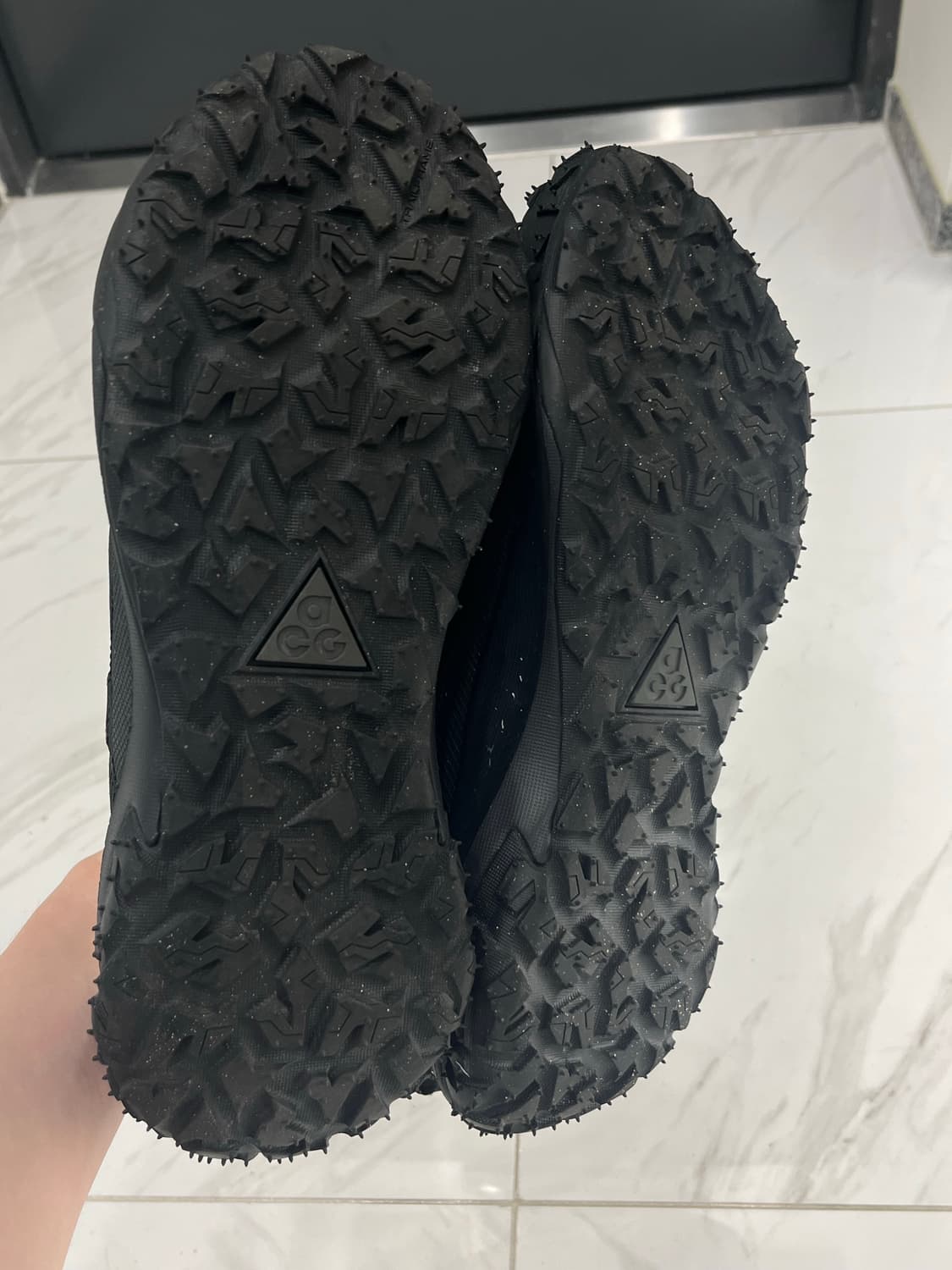 나이키 ACG 마운틴 플라이 2 로우 고어텍스 (270) 상품이미지4