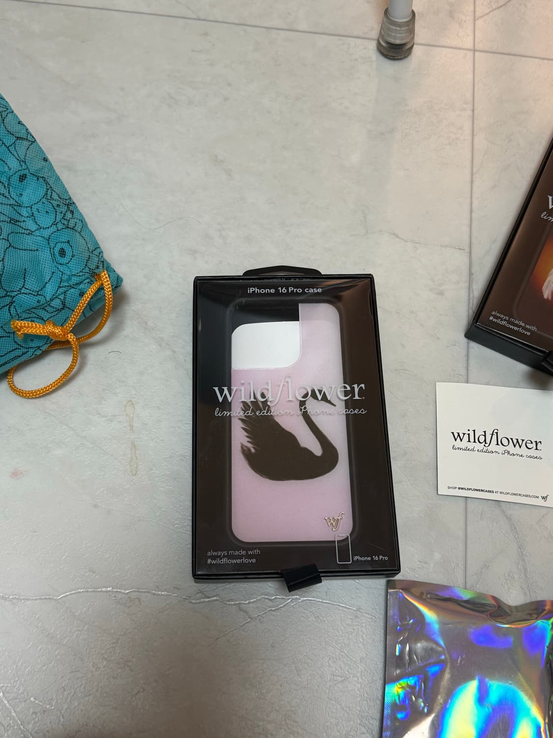 Wildflower case 16pro 상품이미지1