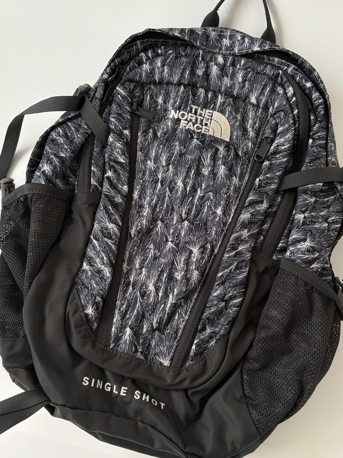 노스페이스 THE NORTH FACE 싱글샷 20L 백팩 블랙 상품이미지3