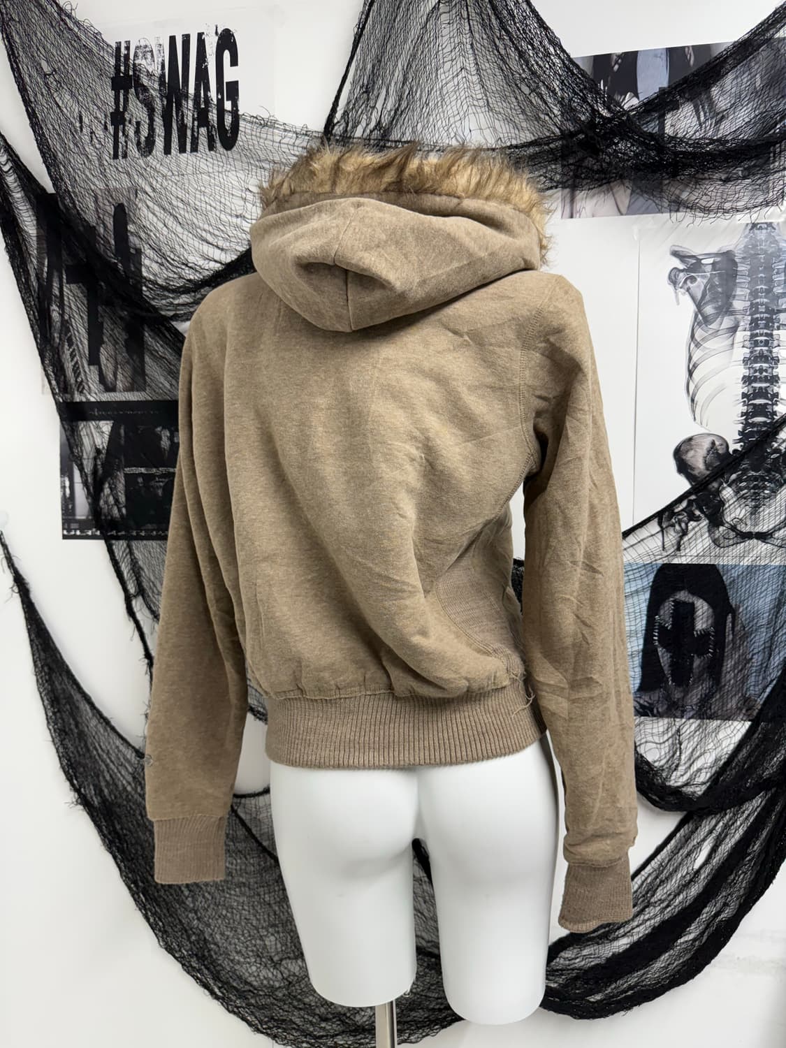 Abecrombie fur logo detailed hood zipup 상품이미지4