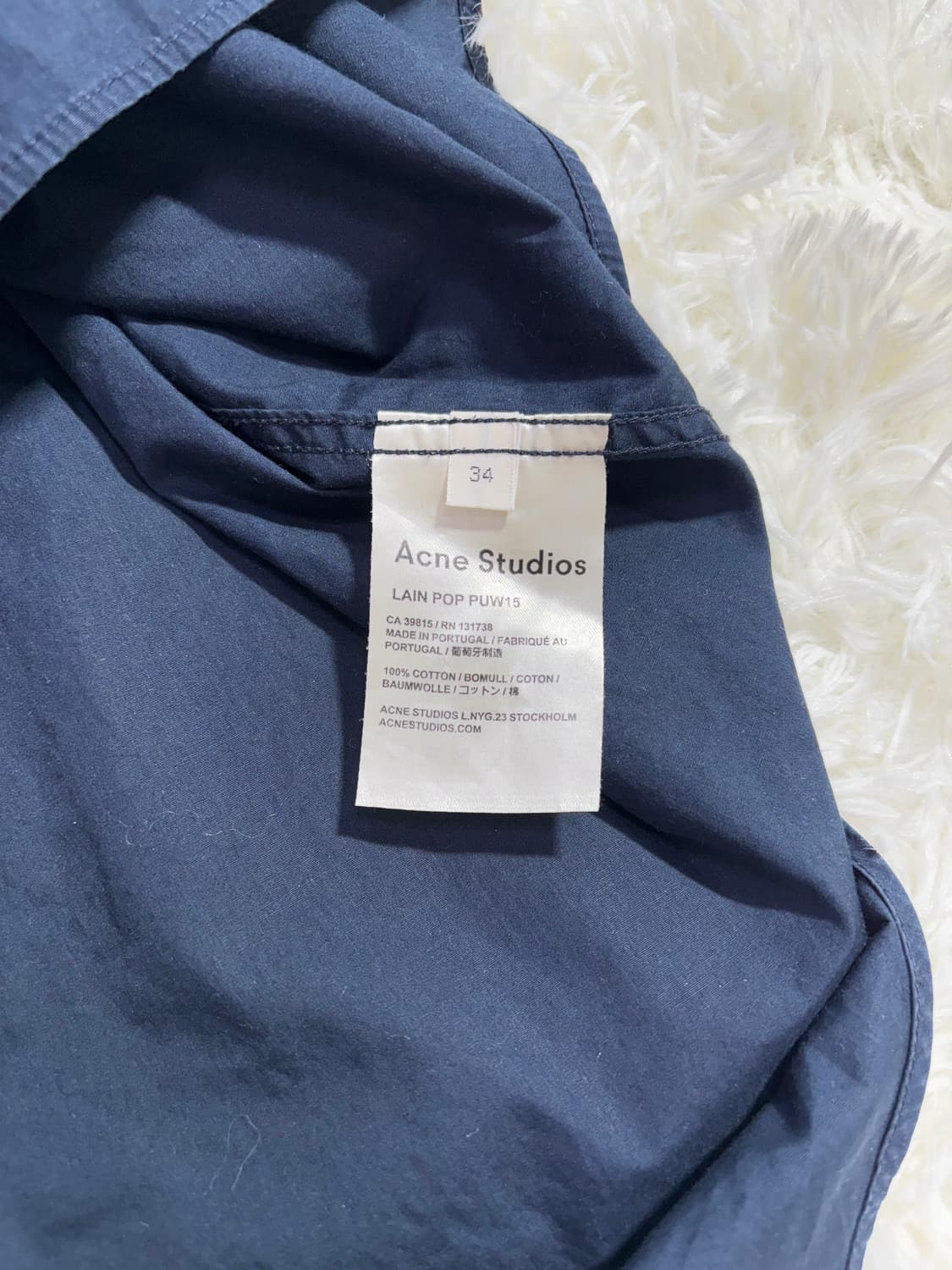 아크네스튜디오 네이비 오픈카라 셔츠  상품이미지4