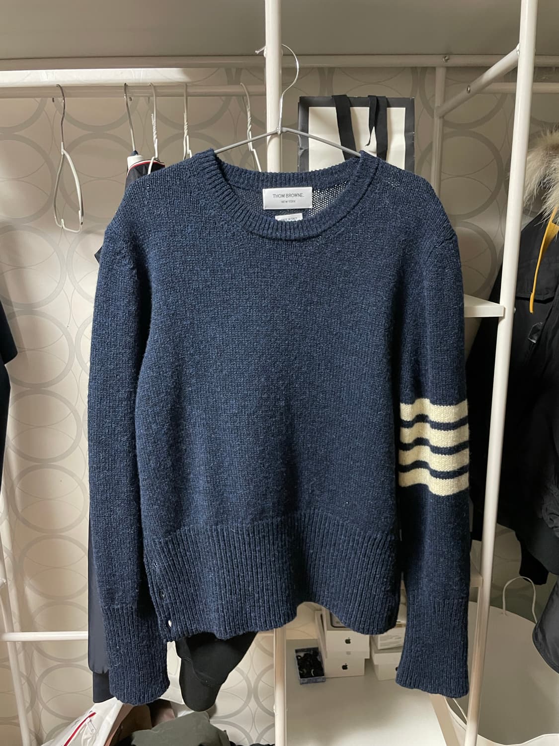 톰브라운 네이비 니트 상품이미지1