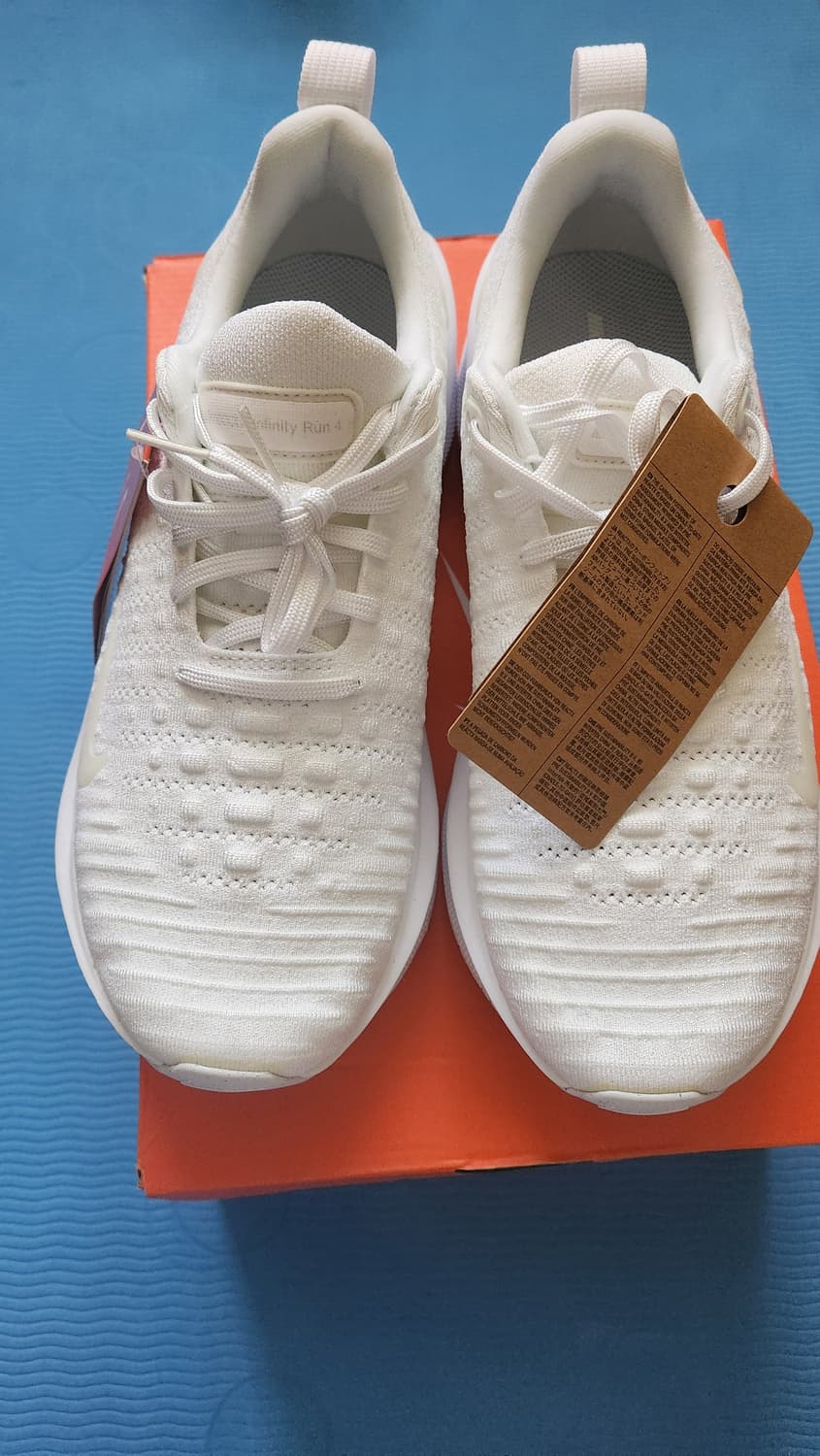 나이키 리액트 인피니티 런 4 새상품 상품이미지1