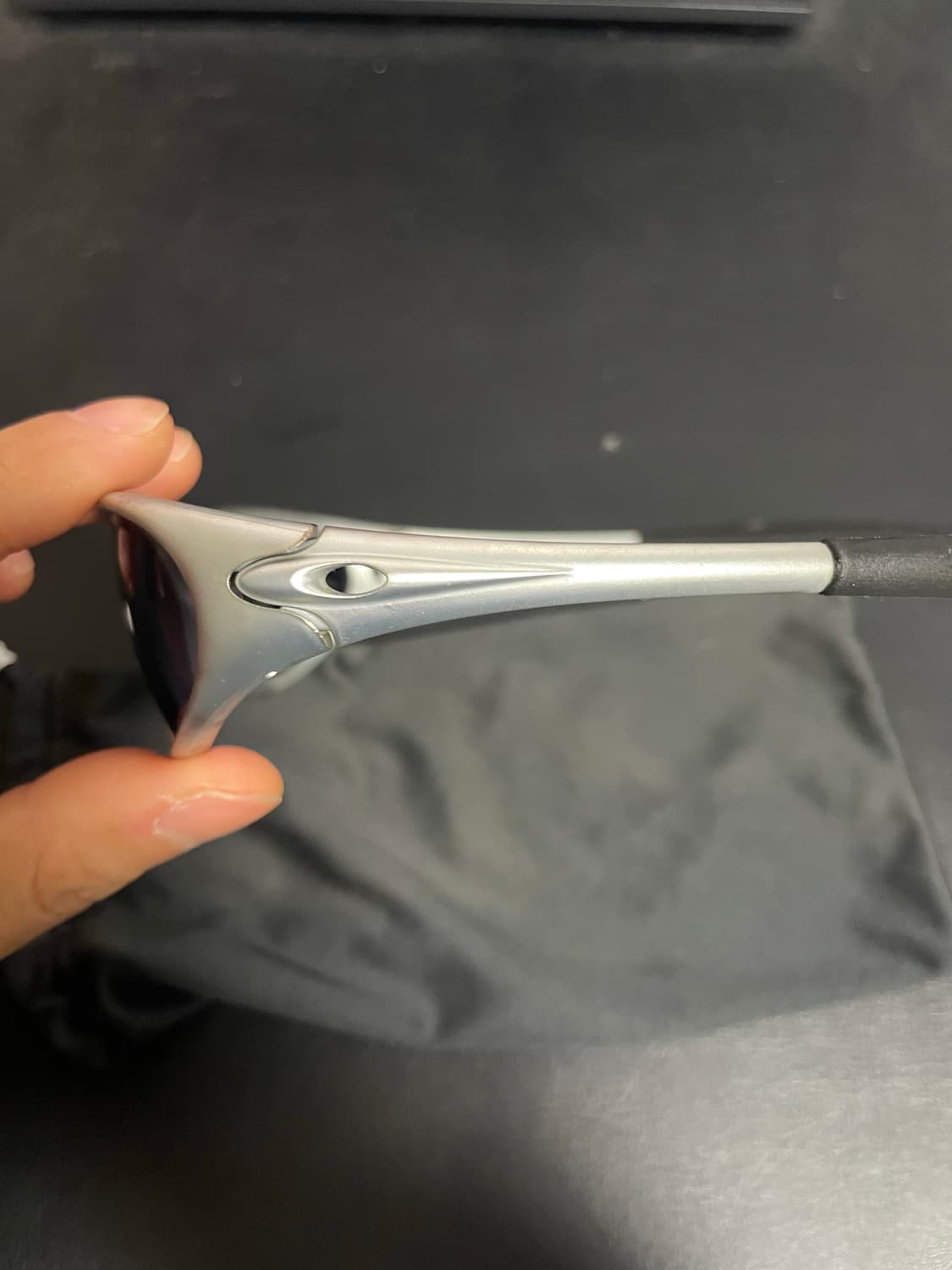 오클리 1998's 미뉴트 1.0 1세대 실버/블랙 상품이미지4