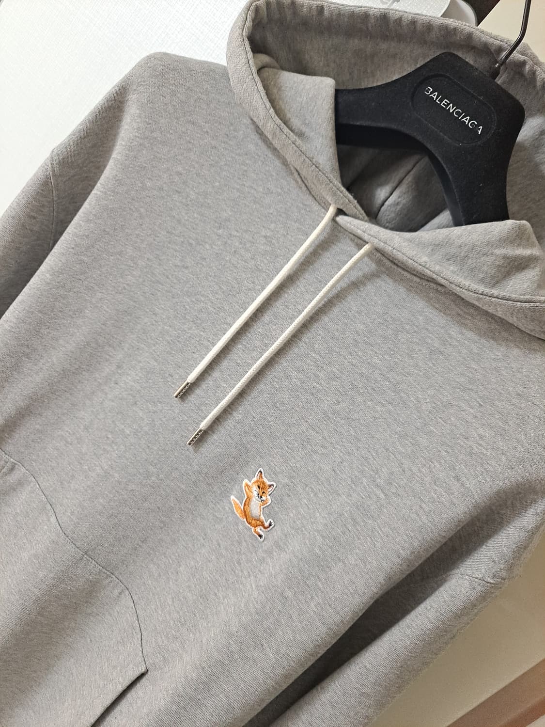 MAISON KITSUNE 메종키츠네 - 신형 룸펜 폭스 후디 (갤러리아 상품이미지5