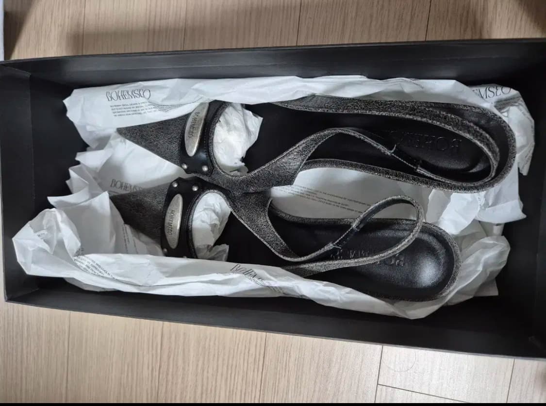 보헤미안서울 빈티지 레더 슬링백 블랙 245 보헴서 상품이미지1