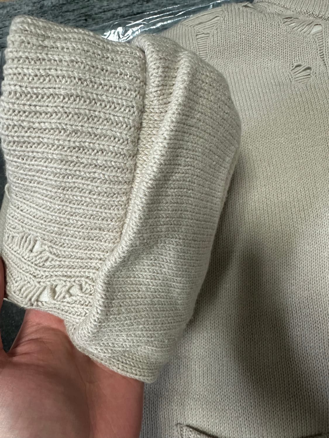 야스히로 패디드 니트 집업 상품이미지3