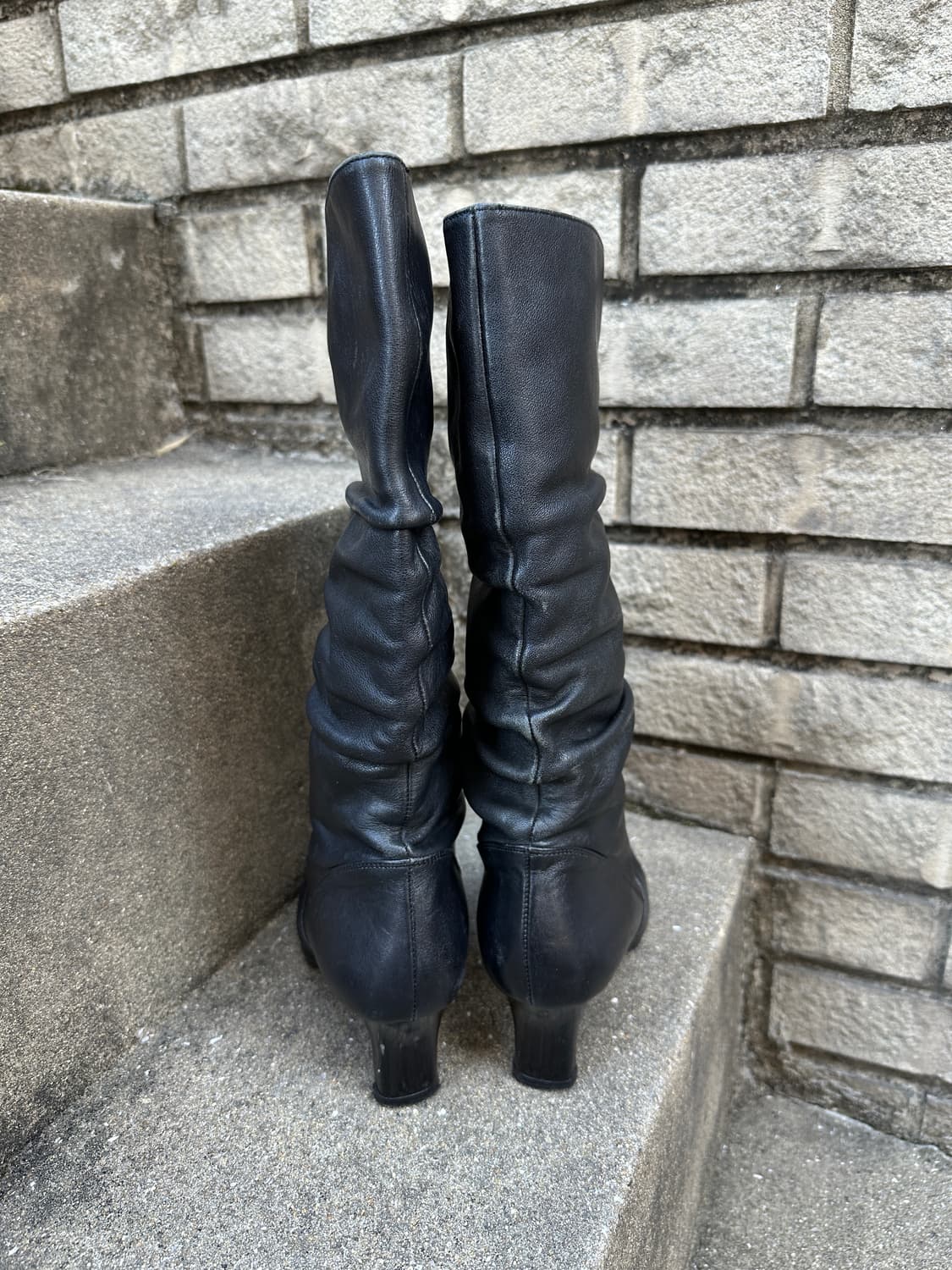 Black shirring mid heel leather boots 상품이미지5