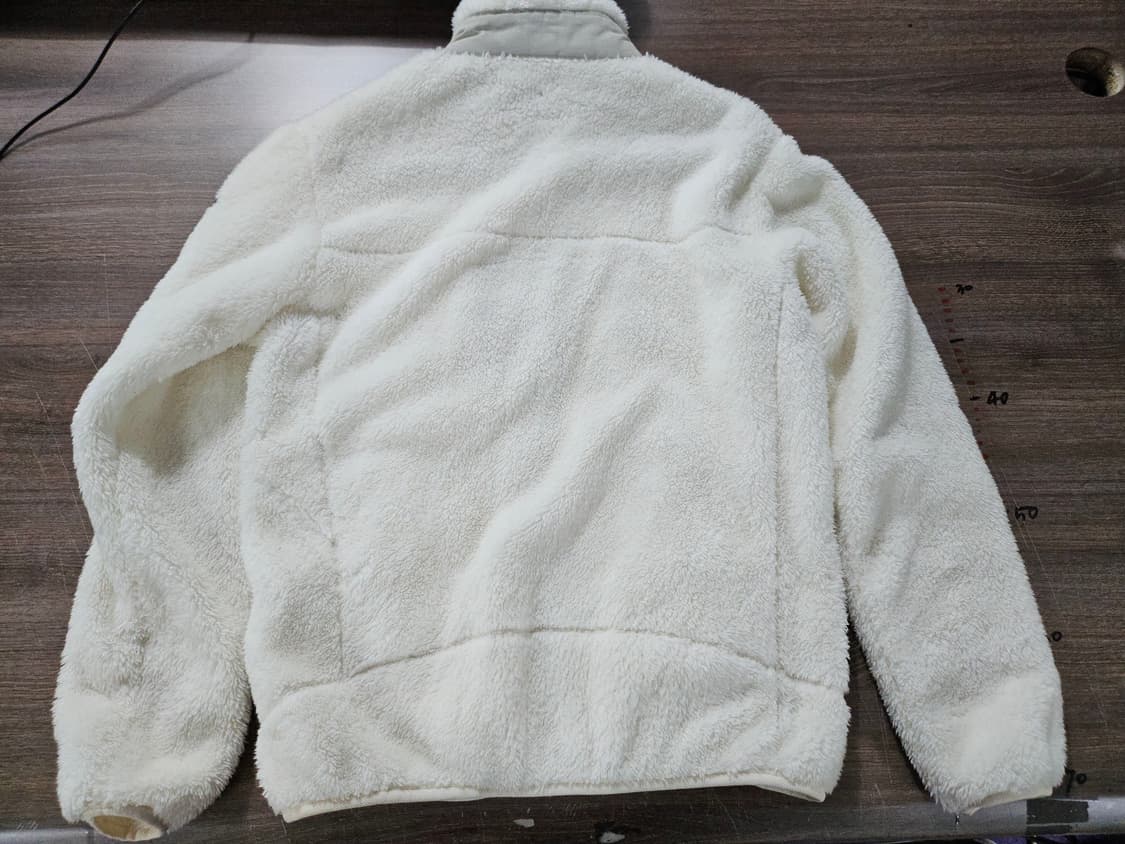 블랙야크 뽀글이 플리스 자켓 아이보리  85 상품이미지4