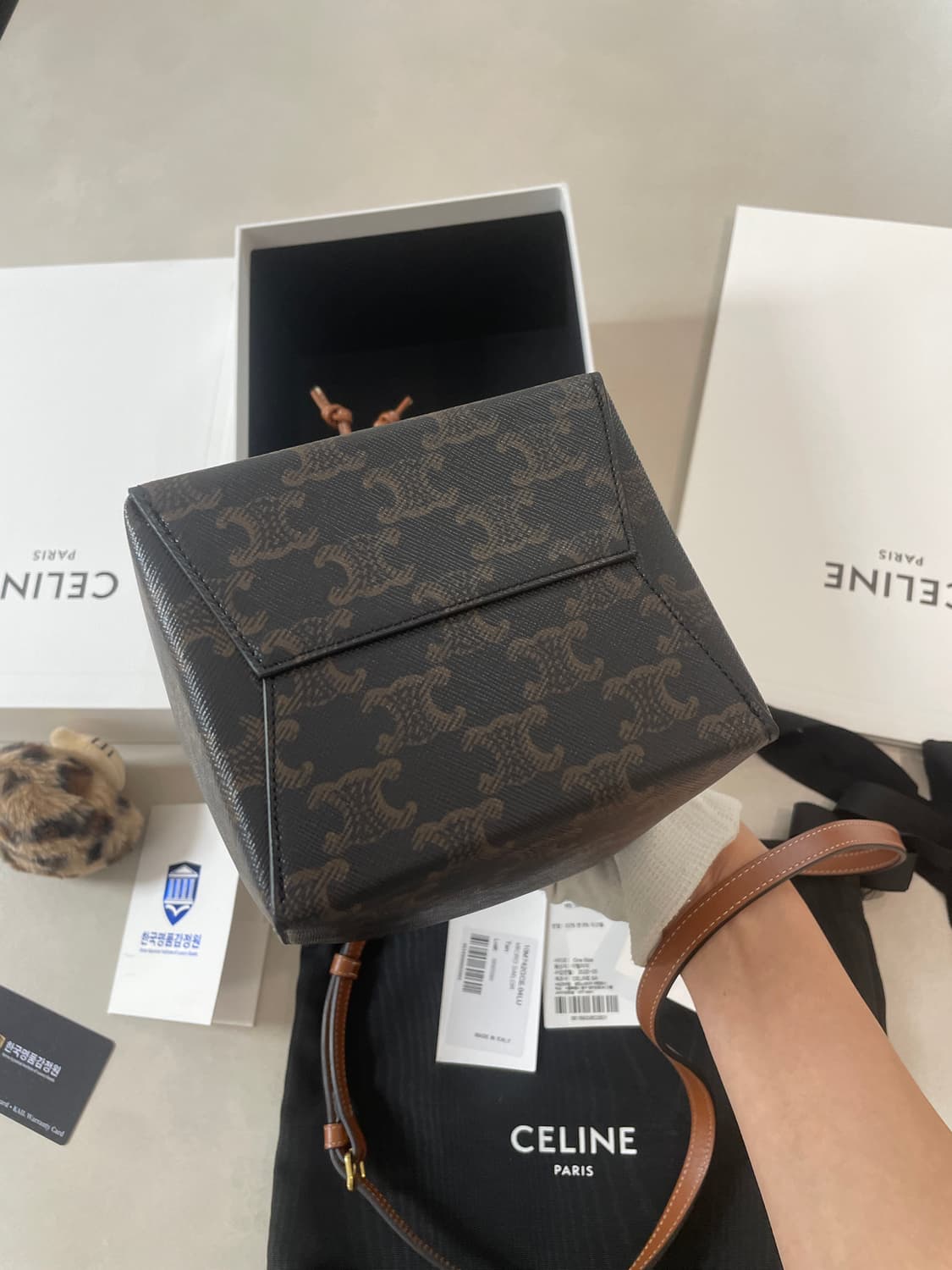 정품 셀린느 마이크로 세일러 버킷백 상품이미지6