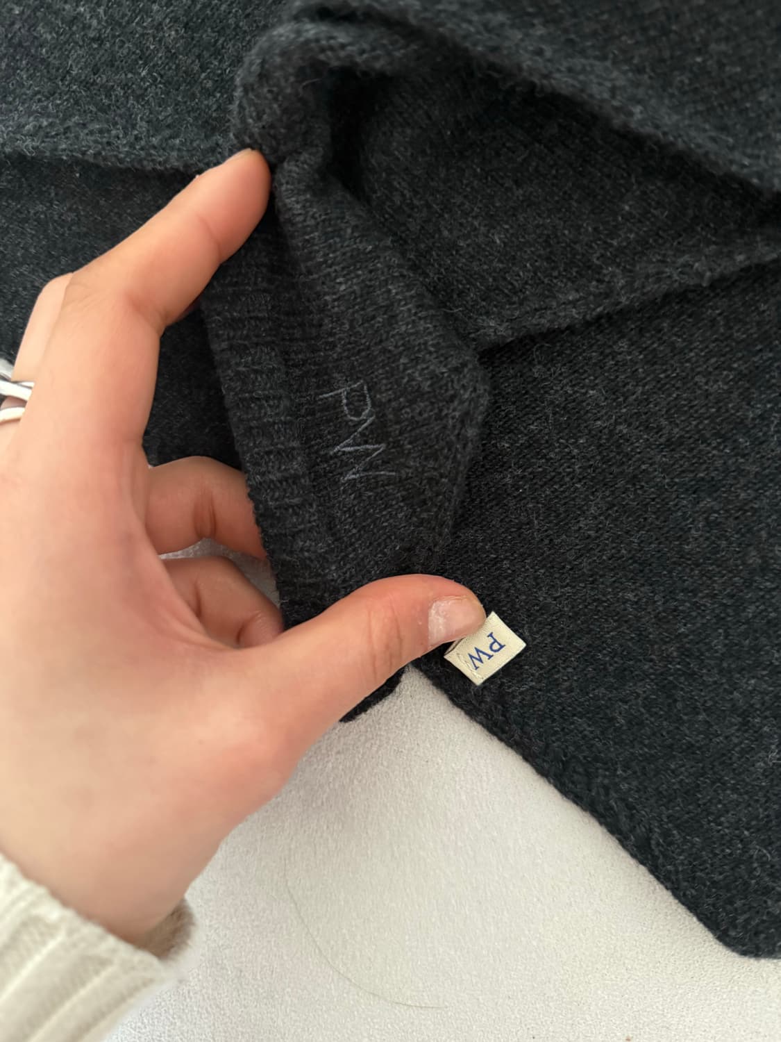 팔로마울 니트 트라이앵글 스카프 상품이미지2