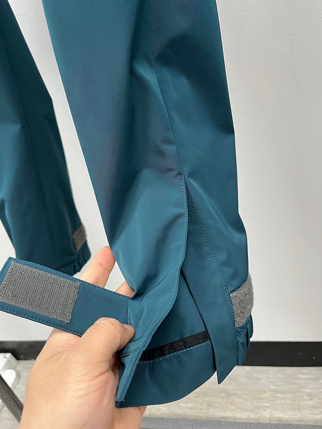 32) 프라다 리나일론 벨크로 팬츠  상품이미지5