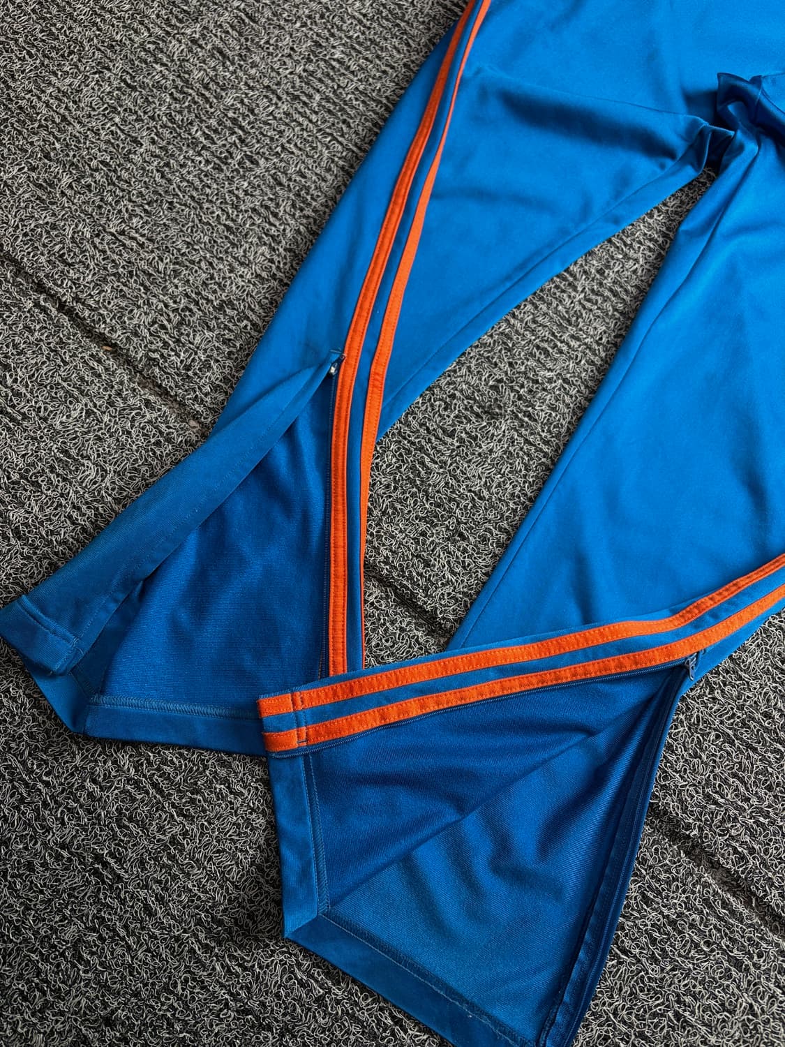 아디다스 og 파이어버드 와이드 트랙 팬츠 2687 상품이미지3