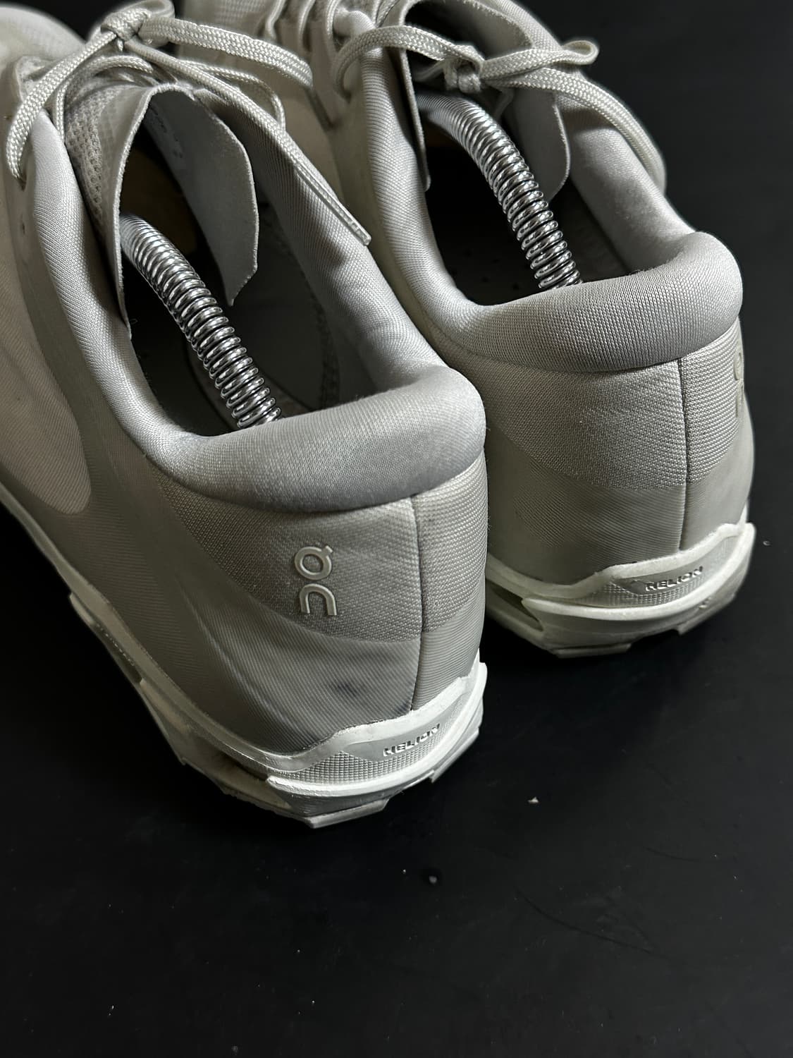 [260] 온 러닝 x 파프 클라우드벤쳐 두쪽 일괄 상품이미지10