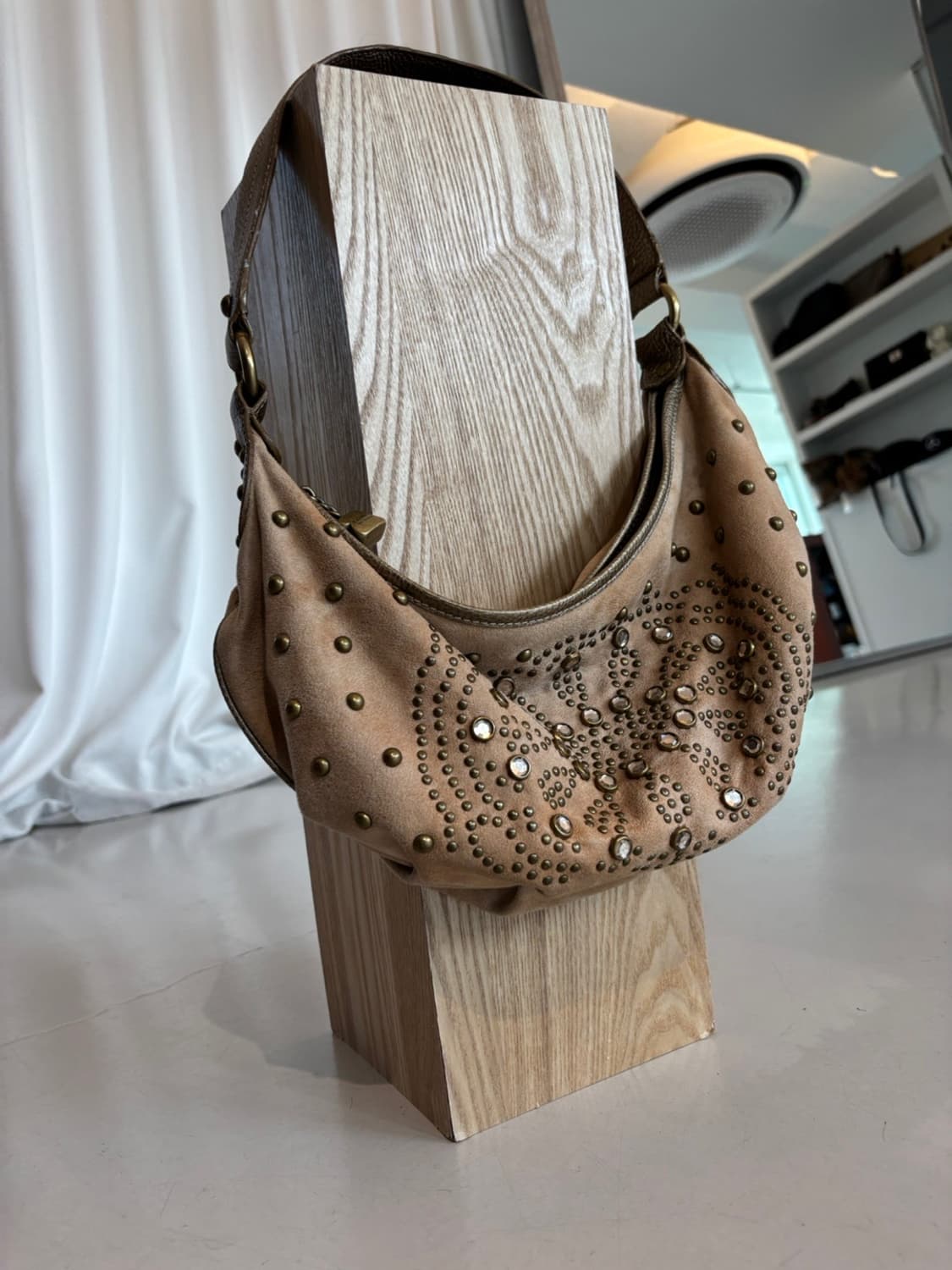 Kathy Van Zeeland Suede Bag 상품이미지1