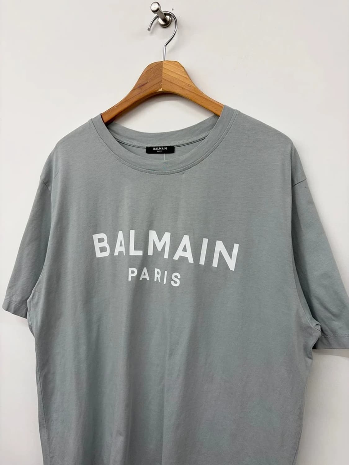 발망 Balmain 24SS 로고 프린트 반팔 티셔츠 PN9848 상품이미지2