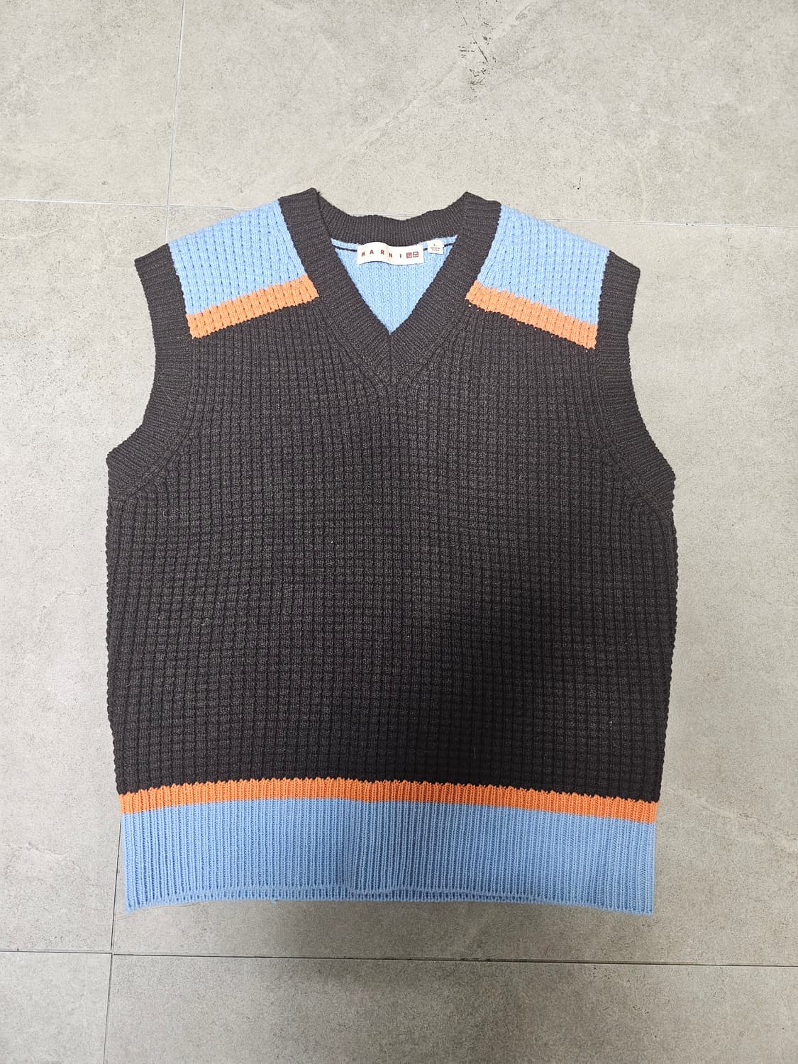 마르니X유니클로 베스트 L 상품이미지1