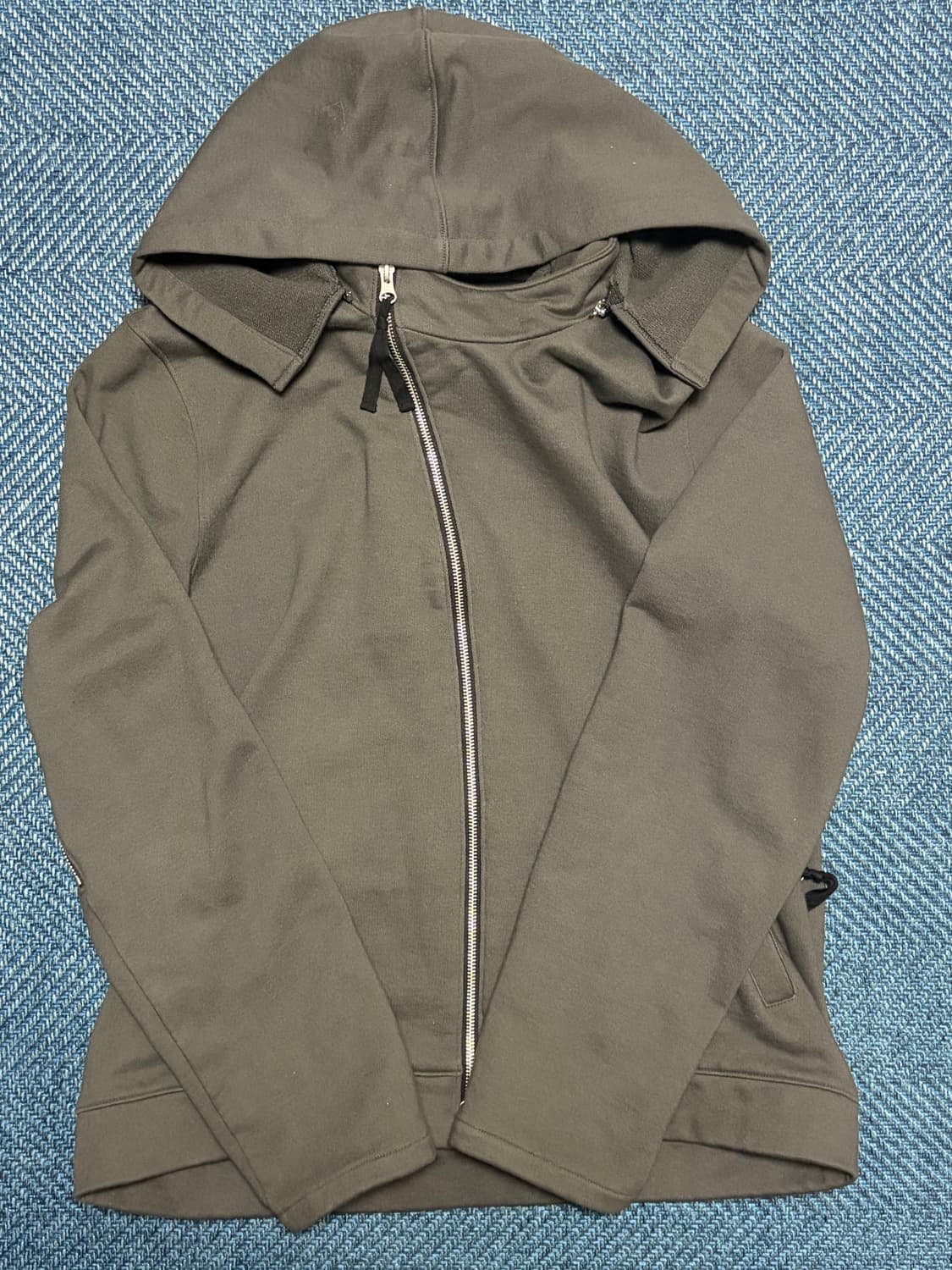 노이크랩 비대칭 사선지퍼 후드집업 상품이미지2