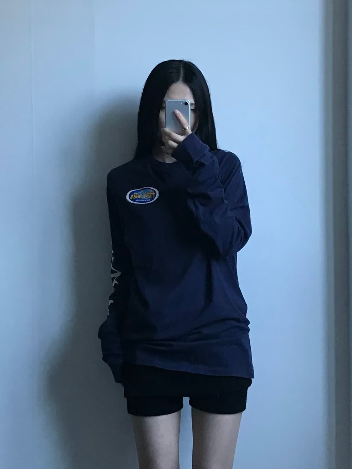 홀리스터 백로고 네이비 롱슬리브 긴팔 티셔츠 상품이미지1