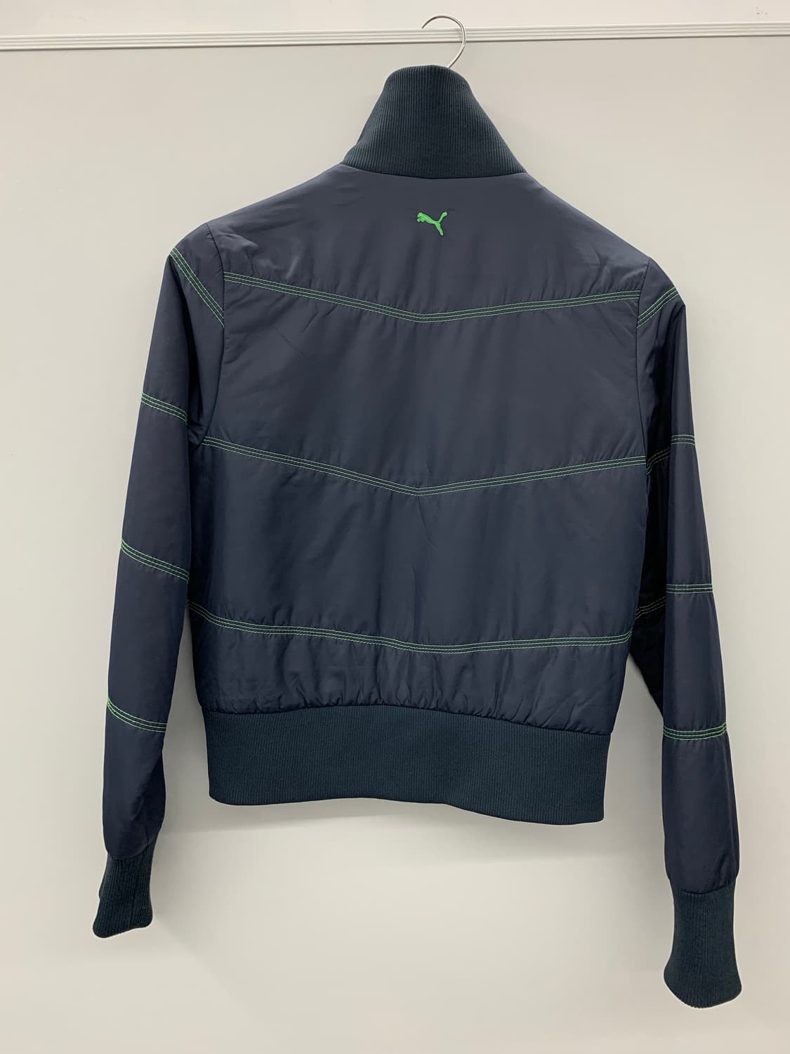 퓨마 00s y2k 그린 집업 상품이미지5