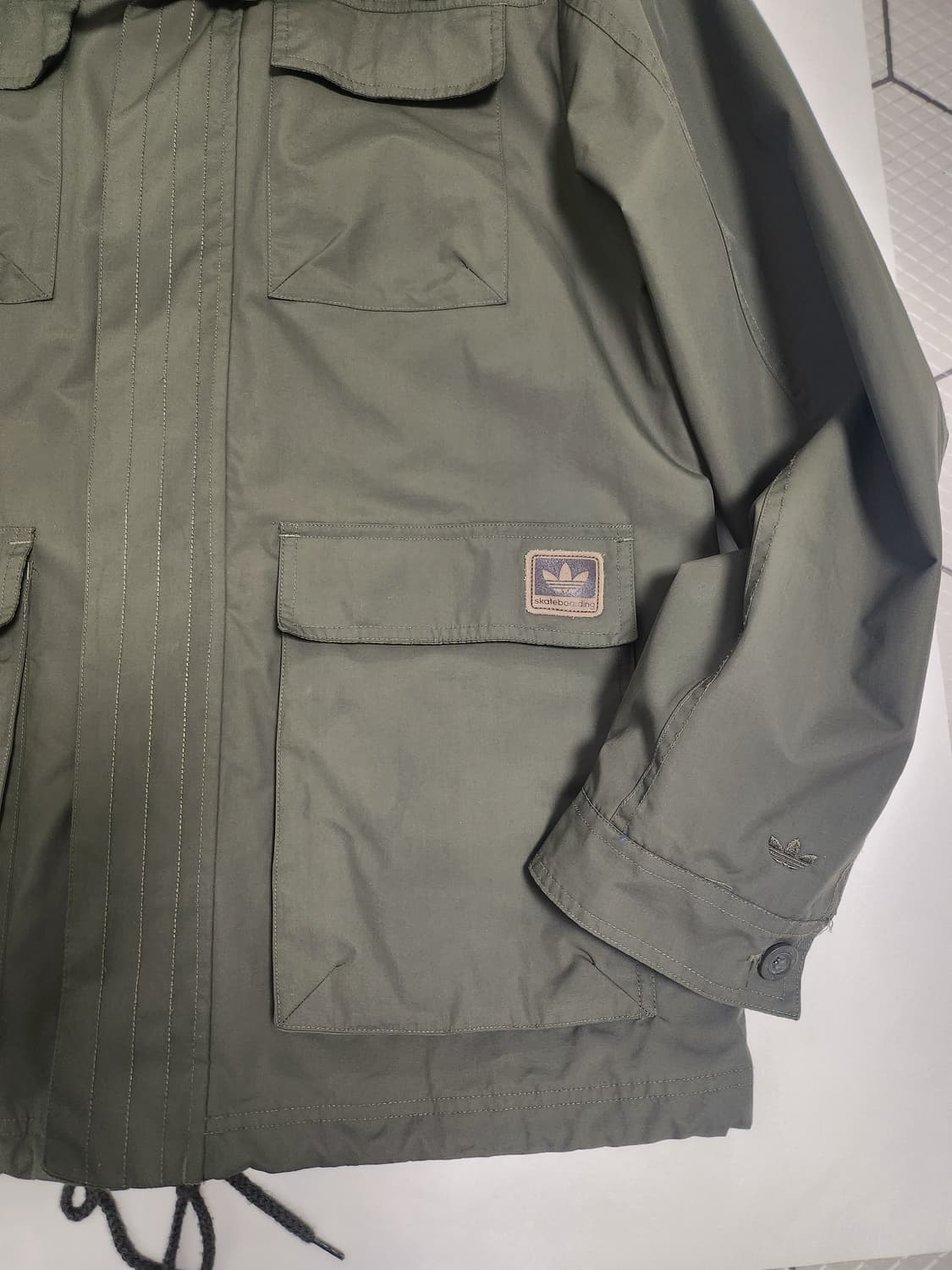 아디다스 스케이트보딩 바람막이자켓 상품이미지2