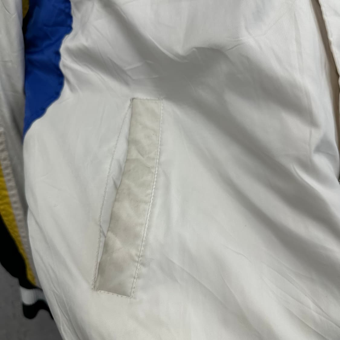 105 데상트 남자 베이스볼 누빔 점퍼 상품이미지9