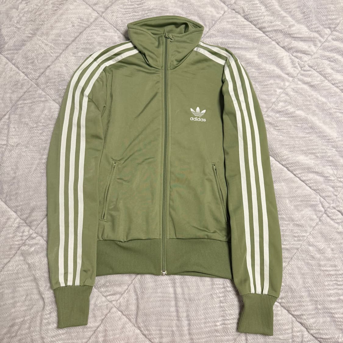 유일매물 아디다스 카키 올리브 져지 트랙탑 상품이미지2