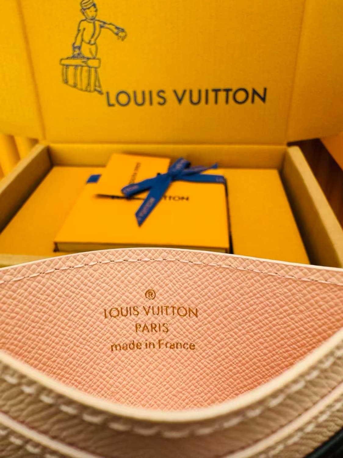 루이비통 LV 참 카드 홀더 모노그램 로즈 발레린 핑크 상품이미지9