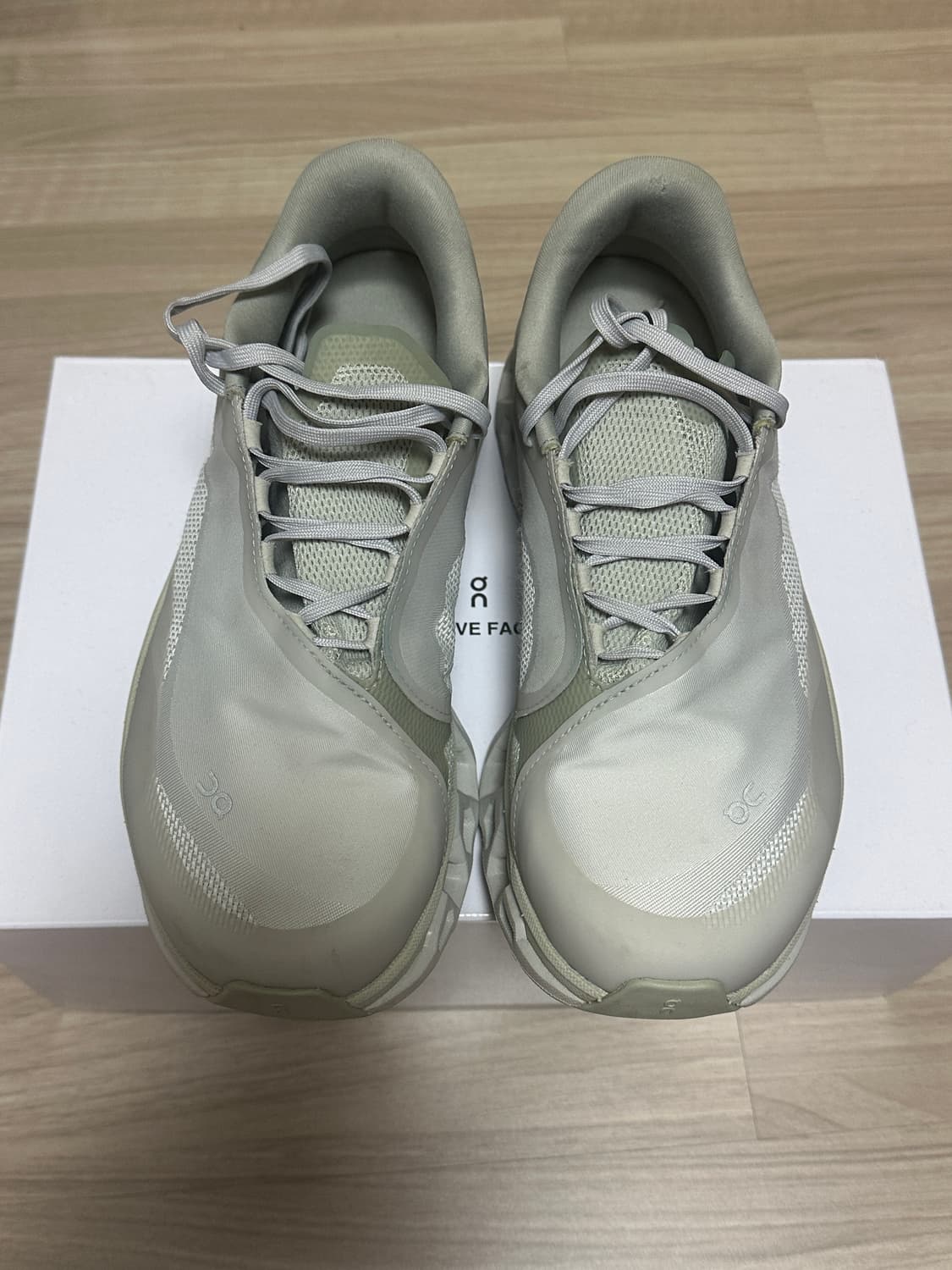 온 러닝 포스트 아카이브 팩션 클라우드몬스터 2 문더스트 초크 250 상품이미지1