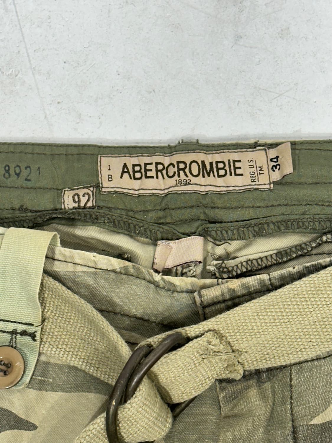 아베크롬비 베이지 밀리터리 카모 와이드 버뮤다 카고 팬츠 반바지 상품이미지7