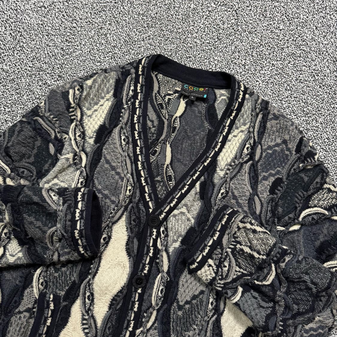 Name : 쿠지 COOGI 케이블 패턴 브이넥 가디건 :) 상품이미지2