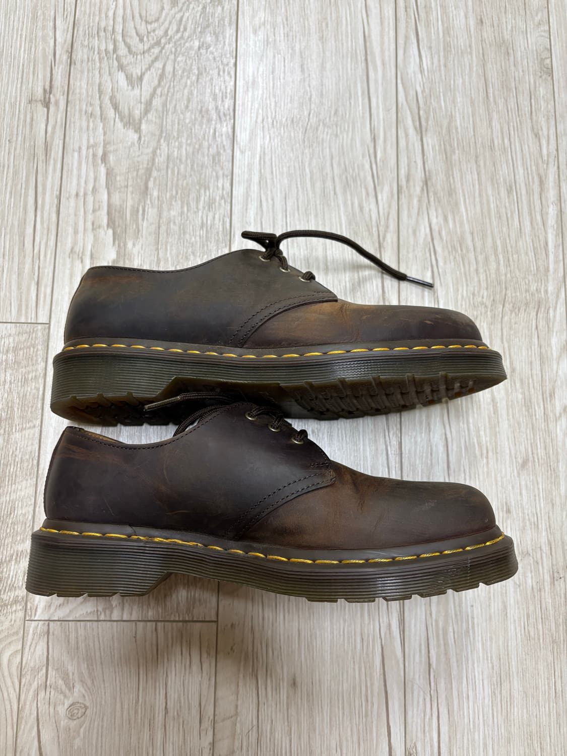 닥터마틴 1461 3홀 크레이지홀스 250 상품이미지3