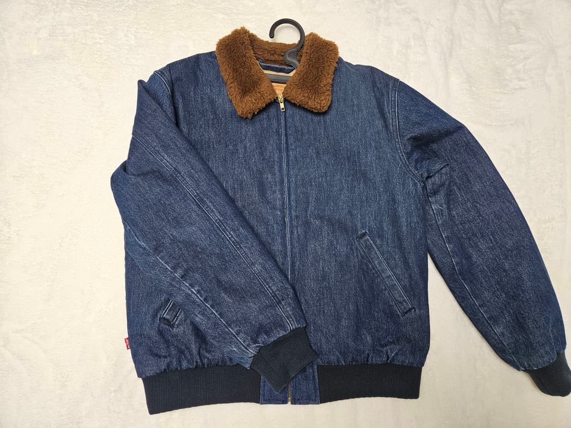 Levis 빅e 프리미엄 봄버자켓 L 사이즈 상품이미지1