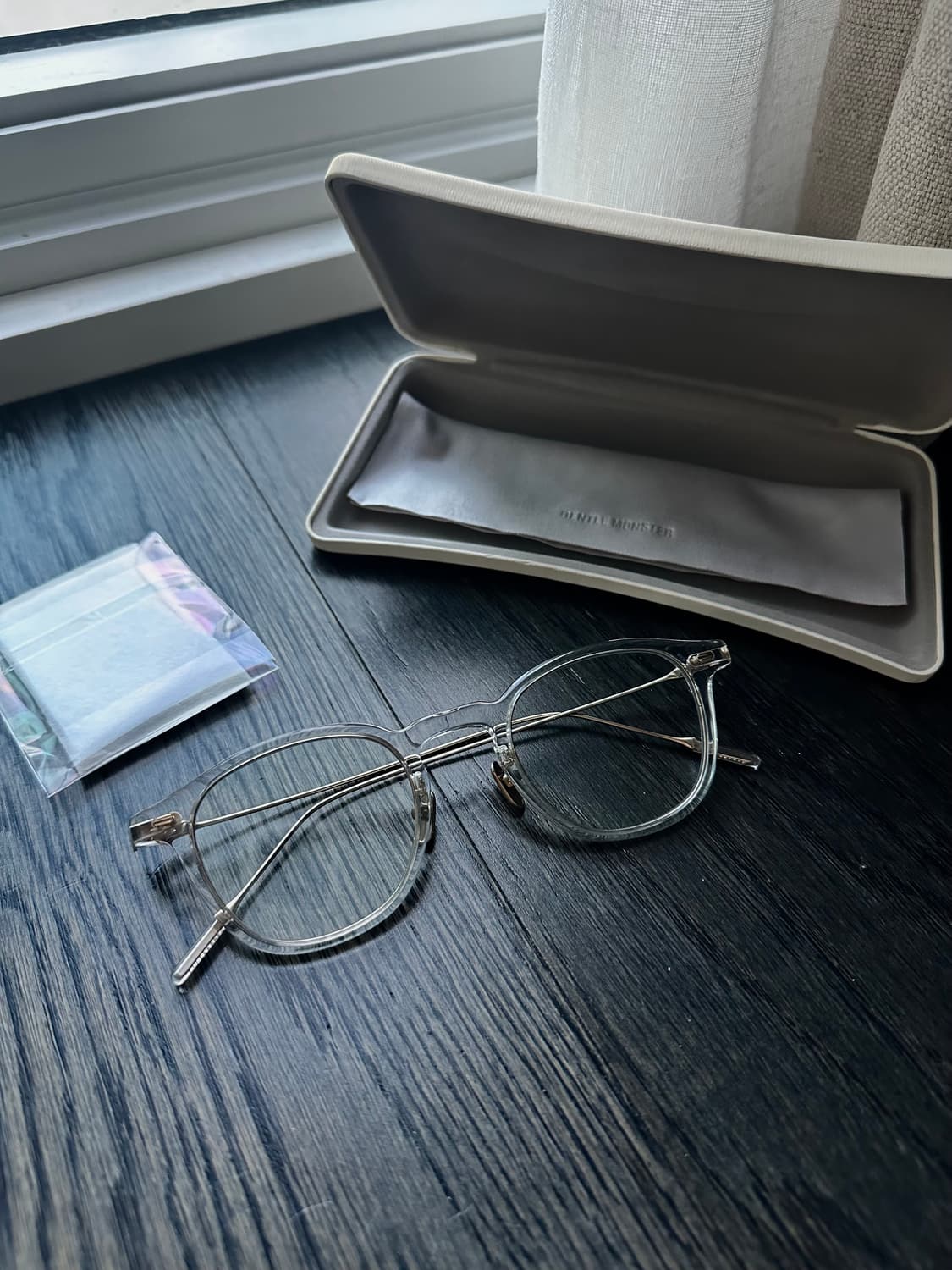 젠틀몬스터 해리 C1 클리어 안경 상품이미지1