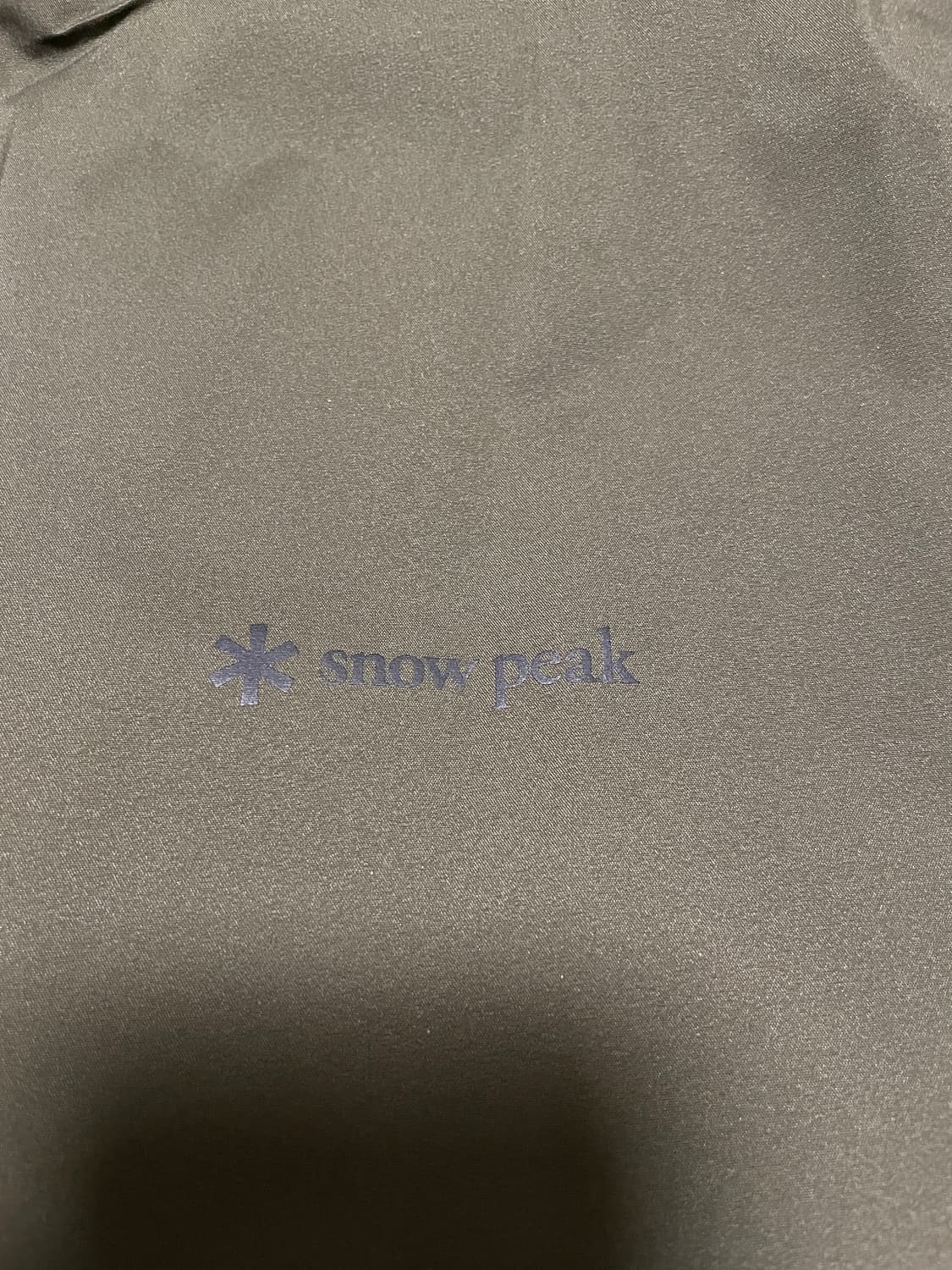 스노우피크 올리브색 바람막이 팝니다 상품이미지3