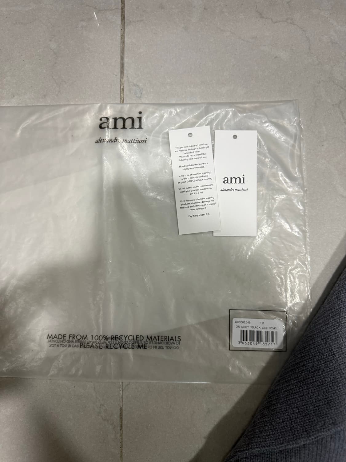 [당일출고,M사이즈] 아미 인타르시아 빅하트 니트 그레이 블랙 상품이미지2