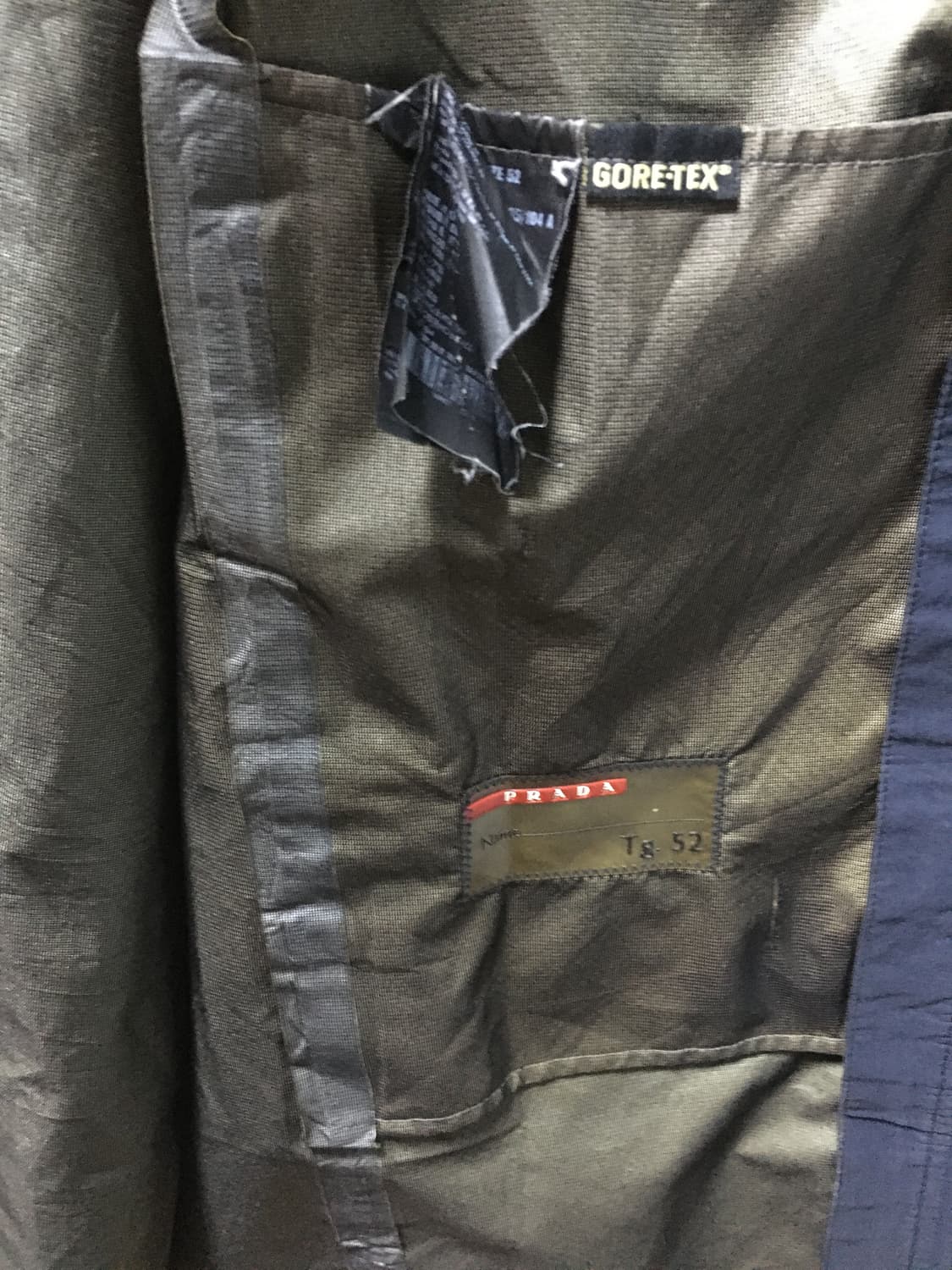 프라다 스포츠 고어텍스 레인코트 상품이미지3