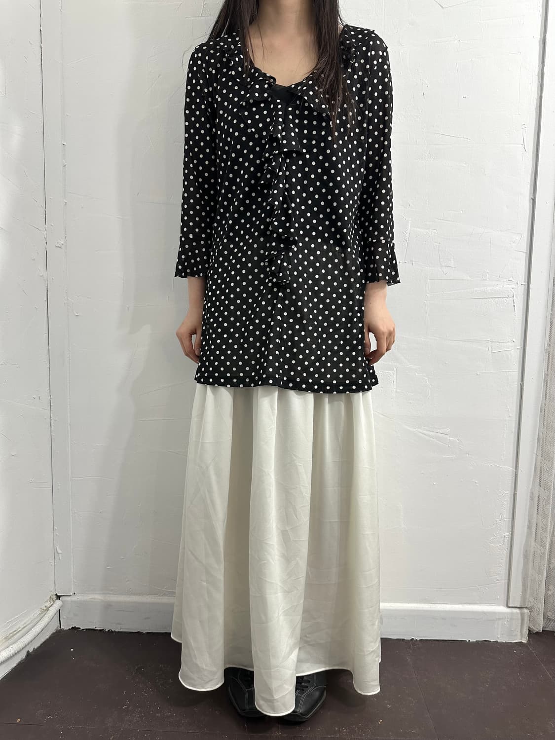 dita dot frill blouse 상품이미지2