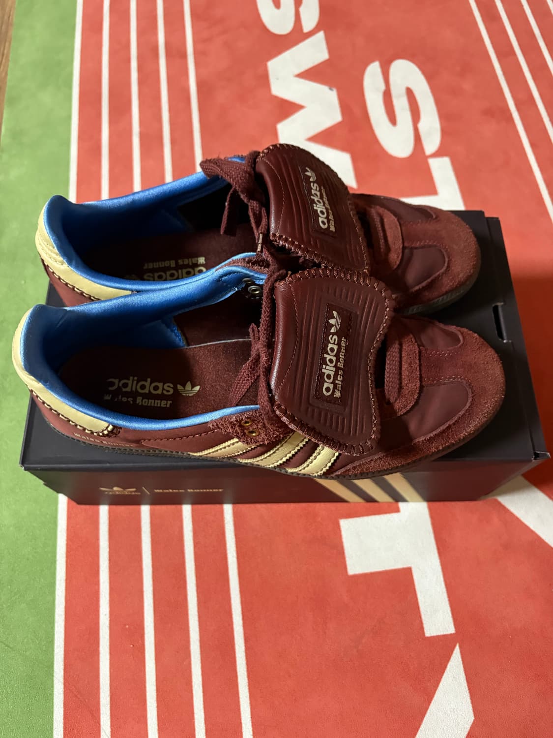 아디다스 x 웨일스 보너 나일론 삼바 폭스 브라운 샌디 베이지 275 상품이미지2