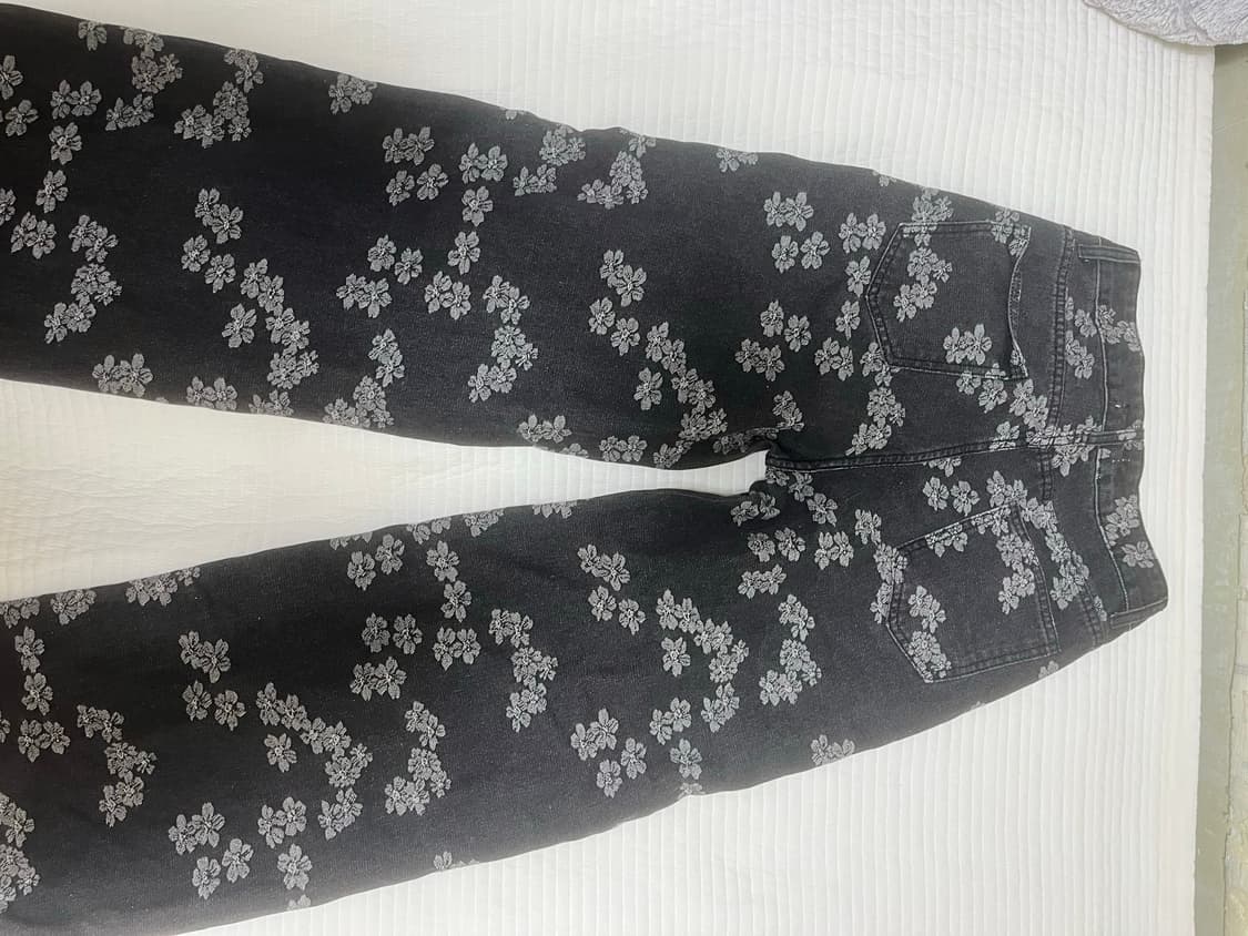 Mochy 플라워 자수 부츠컷 데님 상품이미지3