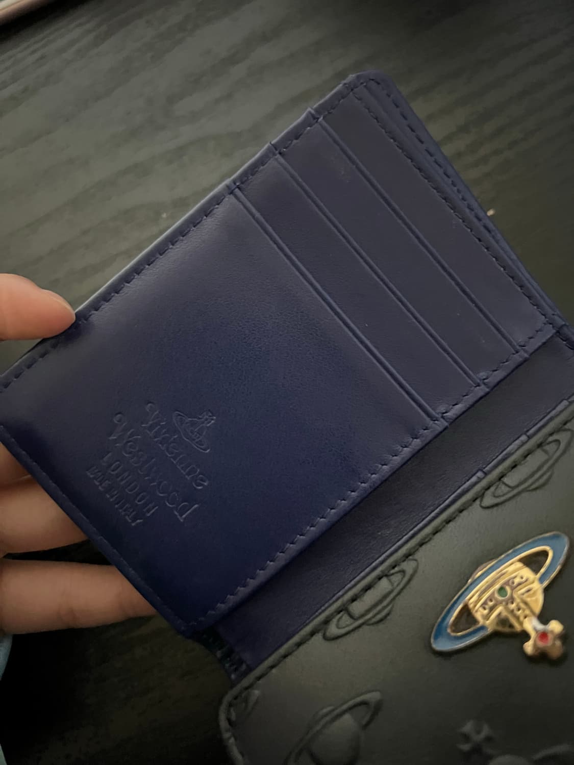 비비안웨스트우드 반지갑 블랙 상품이미지4