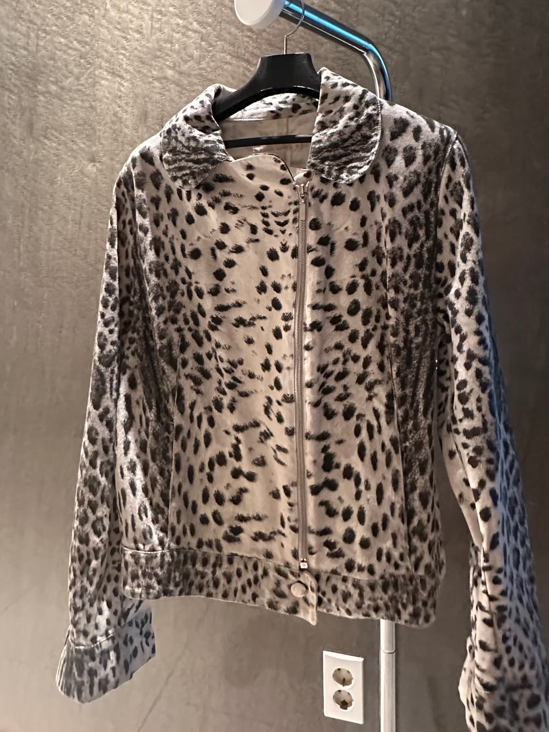(정가 170) Roberto Cavalli 레오파드 자켓 상품이미지5